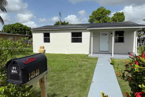 14940 Monroe  St, Miami FL 33176