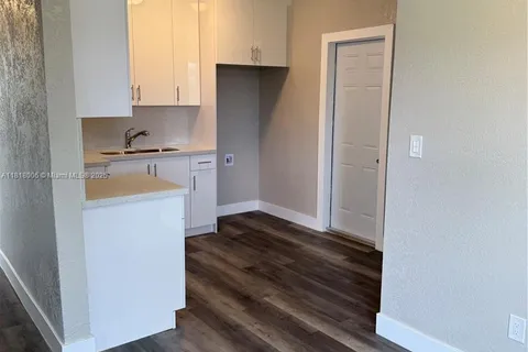 14940 Monroe  St, Miami FL 33176