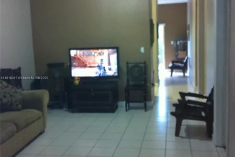 1677 SE 27 Court # 107, Homestead FL 33035