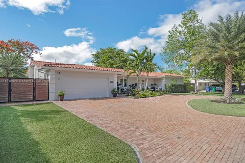 8005 SW 89th St, Miami FL 33156
