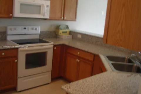 9247 Chambers St, Tamarac FL 33321