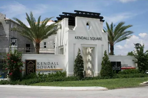 17083 SW 96 St, Miami FL 33196