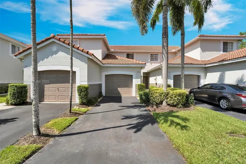 3905 San Simeon Ln, Weston FL 33331