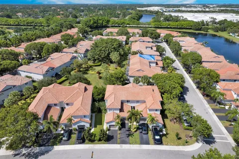 3905 San Simeon Ln, Weston FL 33331