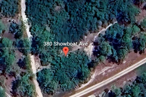 380 Showboat Ave, Lake Placid FL 33852