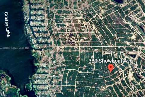 380 Showboat Ave, Lake Placid FL 33852