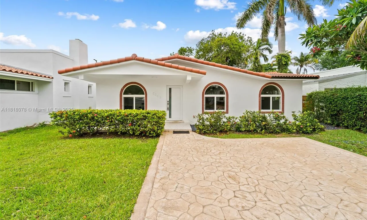 5840 SW 42nd Ter, Miami FL 33155