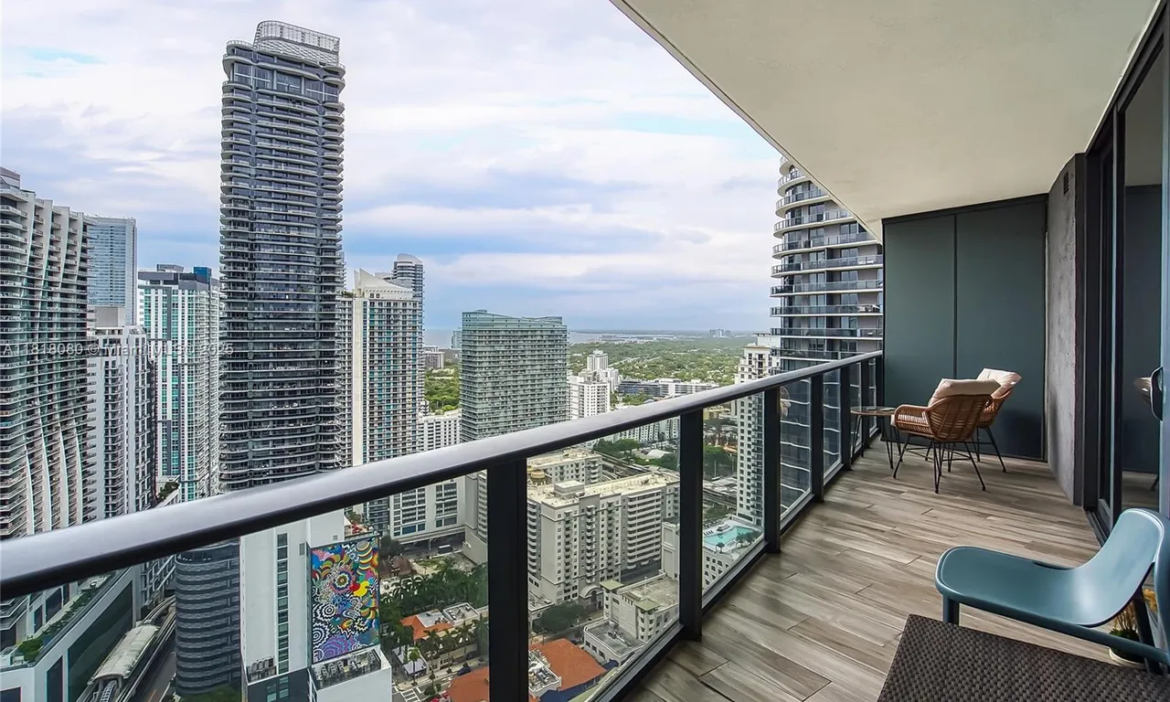 801 S Miami Ave # 3704, Miami FL 33130
