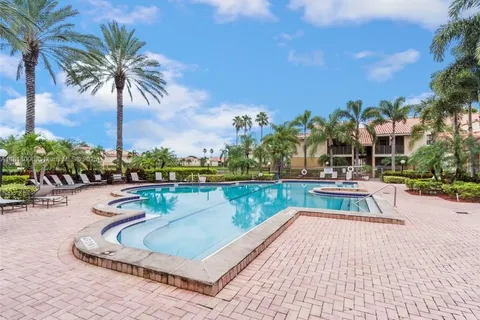 1235 SW 46th Ave # 707, Pompano Beach FL 33069