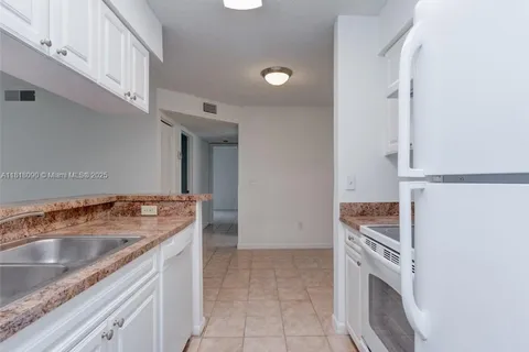 1235 SW 46th Ave # 707, Pompano Beach FL 33069