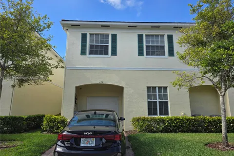 146 SW 7th Ct, Pompano Beach FL 33060