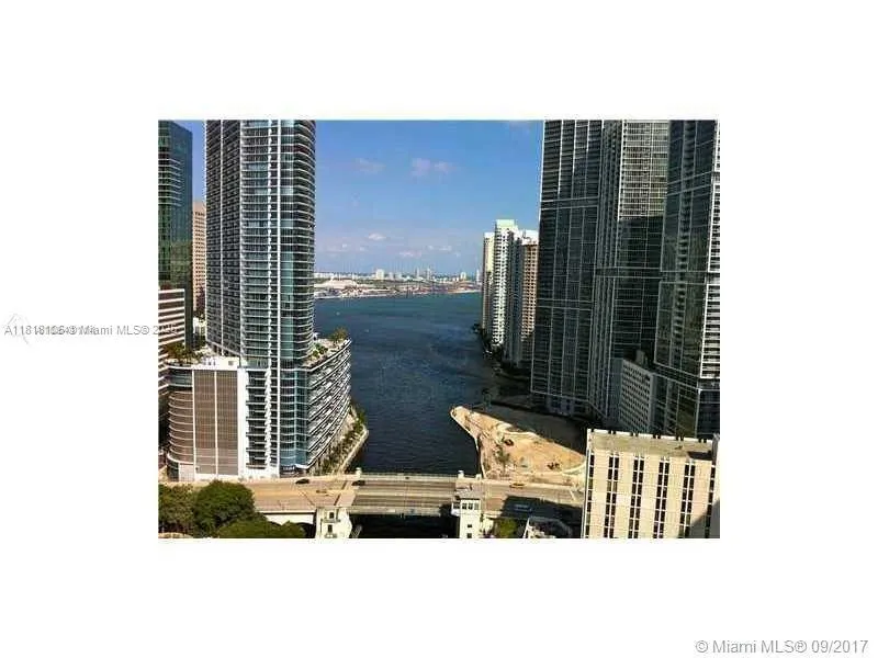 31 SE 5 ST # 3004, Miami FL 33131