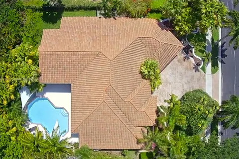 375 Sabal Way, Weston FL 33326
