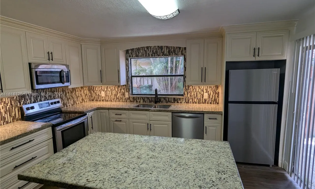 5825 Swordfish Ct # A, Tamarac FL 33319