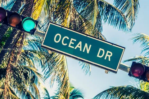 1390 Ocean Dr # 302, Miami Beach FL 33139