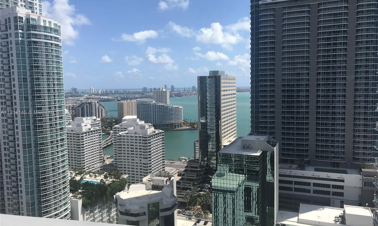 1050 Brickell Ave # 3206, Miami FL 33131