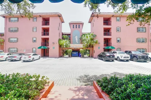 670 Tennis Club Dr # 307, Fort Lauderdale FL 33311