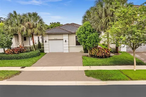 4936 Whispering Way, Dania Beach FL 33312