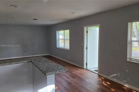 1401 NW 1st Ave # 2, Fort Lauderdale FL 33311