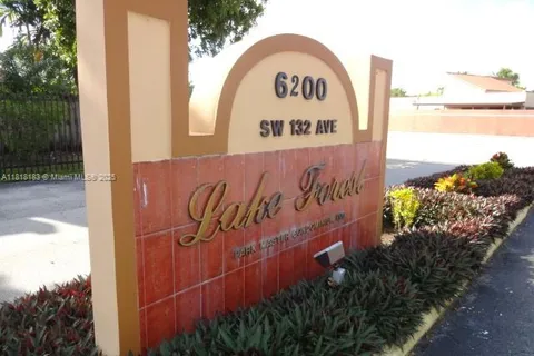 6247 SW 131st Pl # 101, Miami FL 33183