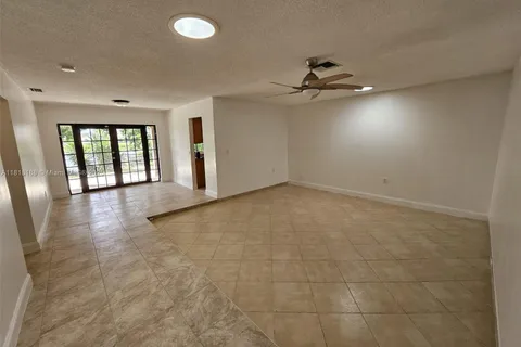 3941 NW 115th Ter, Sunrise FL 33323
