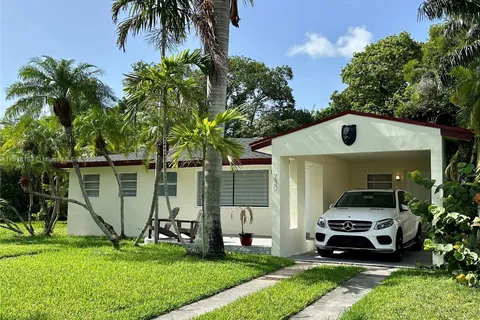 230 NE 2nd Pl, Dania Beach FL 33004