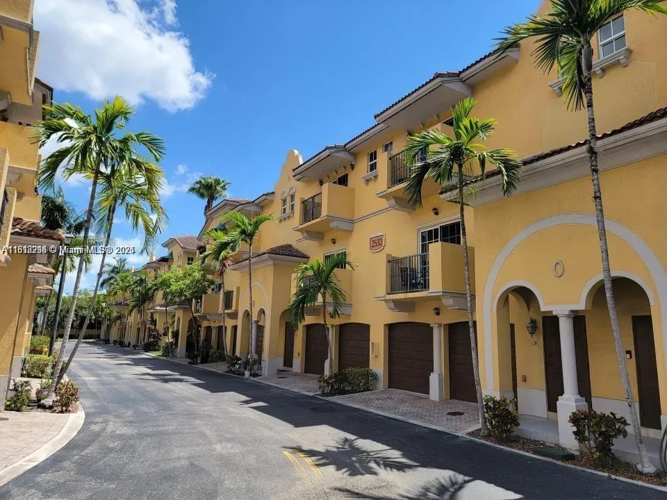 2520 SW 14th Ave # 802, Fort Lauderdale FL 33315