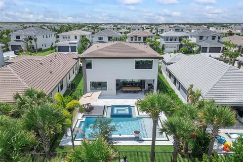 12471 Solana Bay Cir, Palm Beach Gardens FL 33412