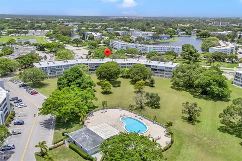 2026 Berkshire B # 2026, Deerfield Beach FL 33442