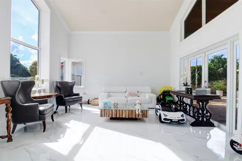 3736 SW 107th Ct, Miami FL 33165