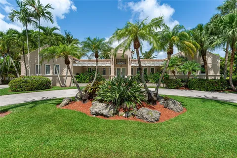 17494 SW 83rd Ct, Palmetto Bay FL 33157