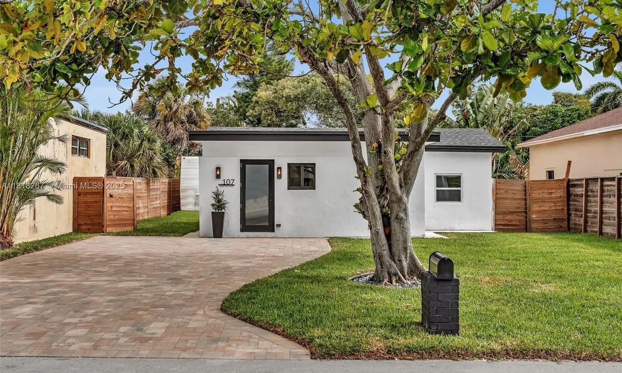 107 Central Ave, Delray Beach FL 33483