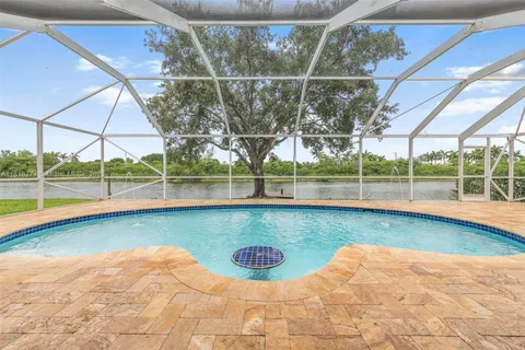 2256 SW 183rd Ter, Miramar FL 33029