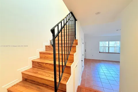 3071 Center St # 19, Miami FL 33133