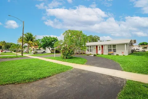 1801 N 55th Ave, Hollywood FL 33021
