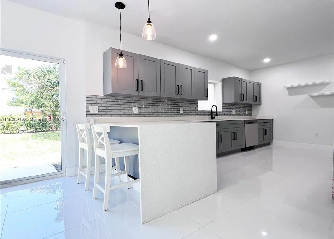 730 Alabama Ave # 1, Fort Lauderdale FL 33312