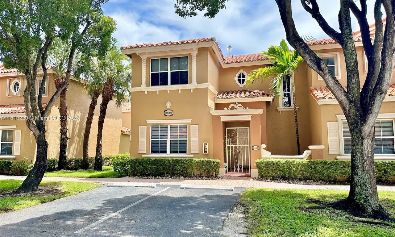 8450 NW 138th Ter # 3004, Miami Lakes FL 33016