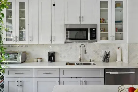 8450 NW 138th Ter # 3004, Miami Lakes FL 33016