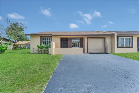 9550 W Heather Ln, Miramar FL 33025