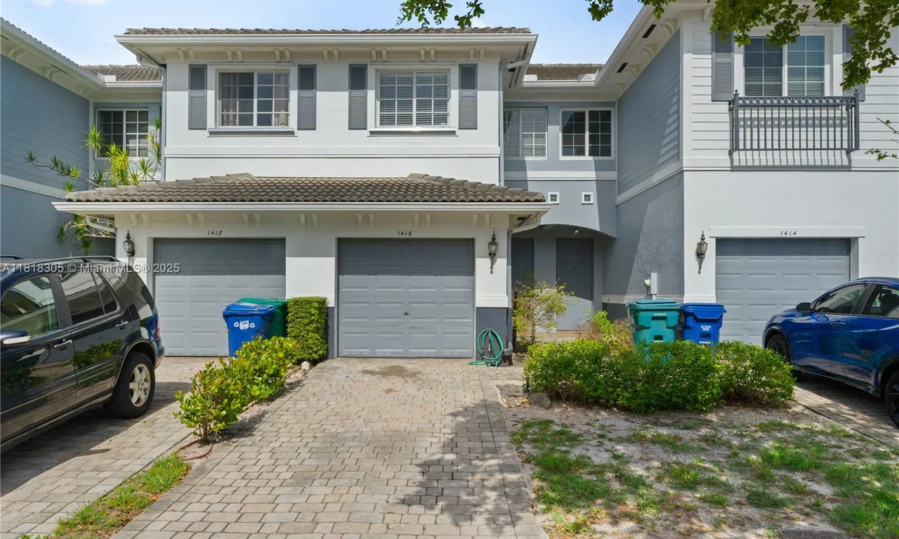 1416 NW 34th Way, Lauderhill FL 33311