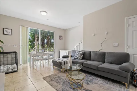 1416 NW 34th Way, Lauderhill FL 33311