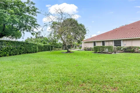 10123 Vestal Ct, Coral Springs FL 33071