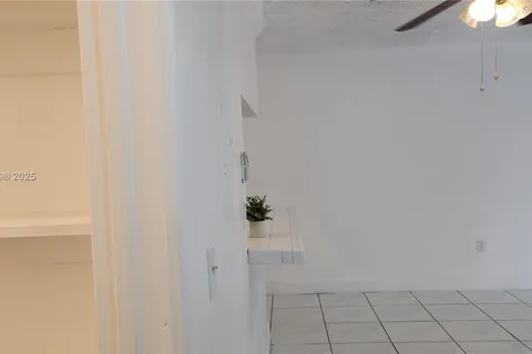 6200 W Flagler St # 201, Miami FL 33144