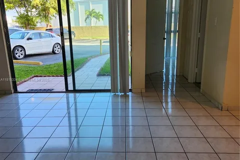 2055 SW 122nd Ave # 117, Miami FL 33175