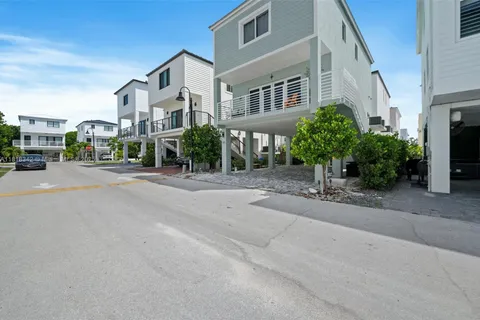 94825 Overseas Hwy #185, Key Largo FL 33037