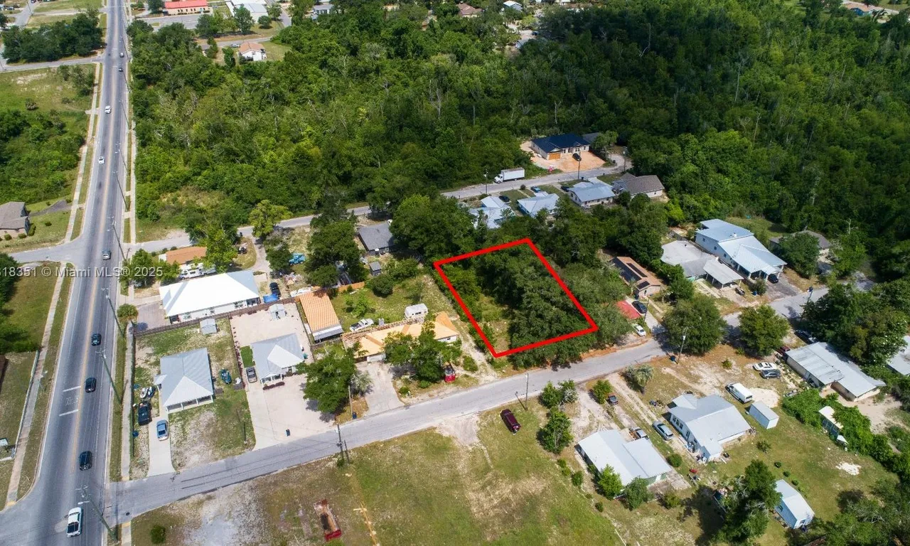 1111 CYPRESS AVE, Panama City FL 32401