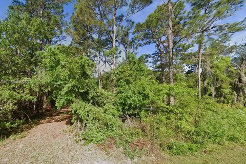 Lot 13 Colonial Av, Cresent City FL 32112