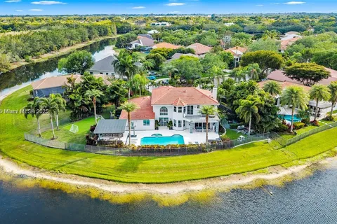 3272 Muirfield, Weston FL 33332
