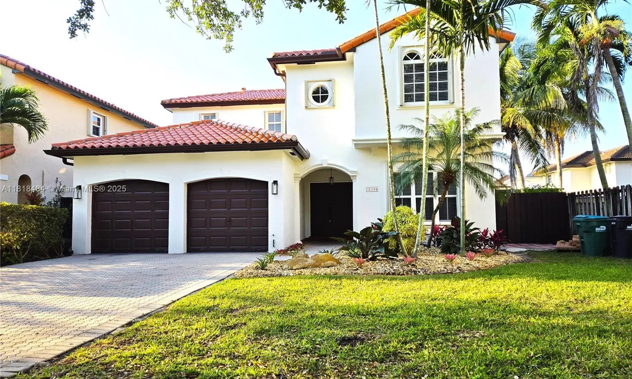 15294 SW 39th Ter, Miami FL 33185