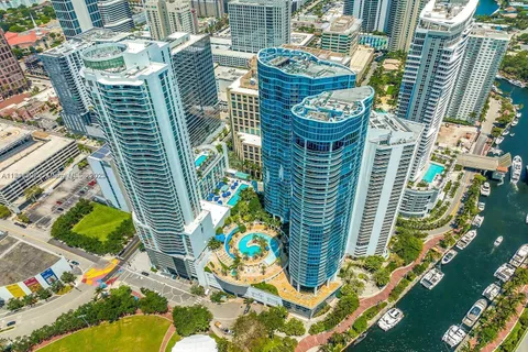 333 Las Olas Way # 3902, Fort Lauderdale FL 33301